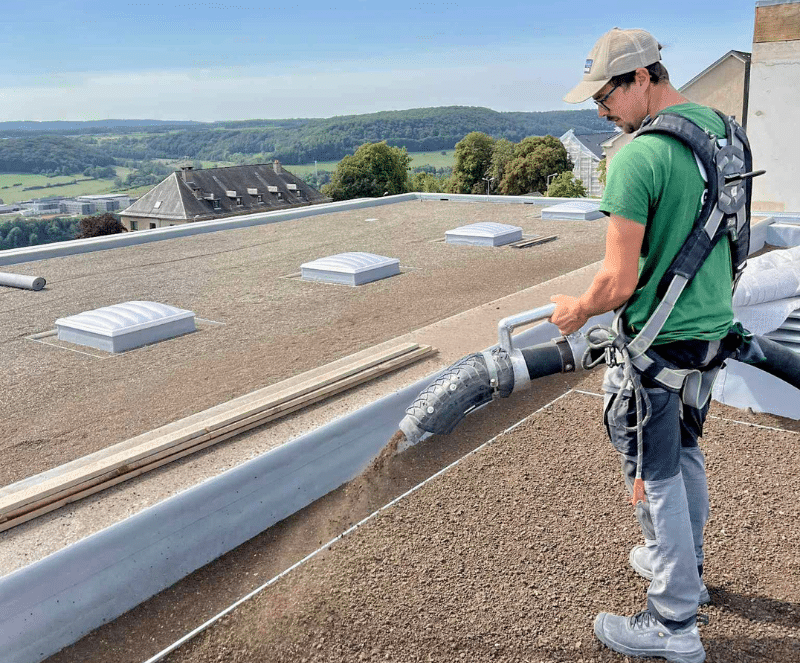 3 400 m² de toiture végétalisée à la caserne de Diekirch !